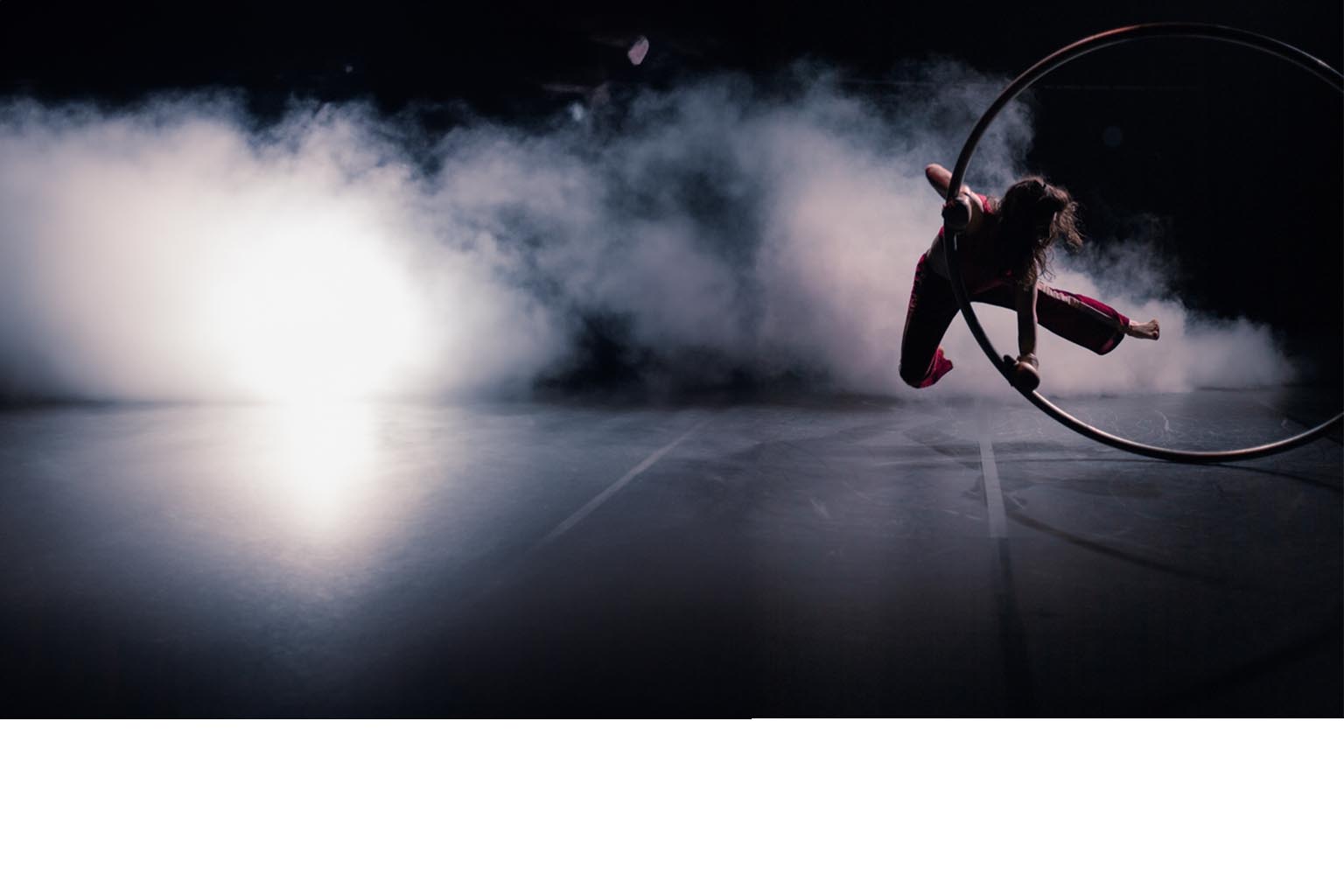Lontano / Instante spectacle de cirque danse paris theatre du rond-point